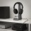 HEADSET TABLE - Soporte de sobremesa para auriculares. Color blanco.